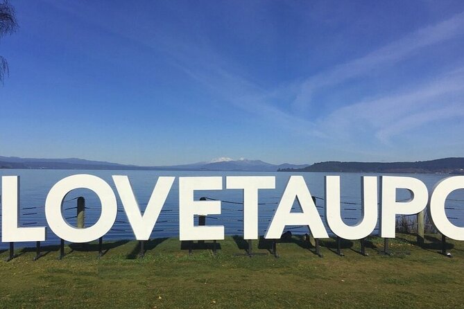 FULL DAY ROTORUA TOUR - Fully Customisable 13 hours Unlimited KMS - Taupō adds a lake, falls, and more volcanic features