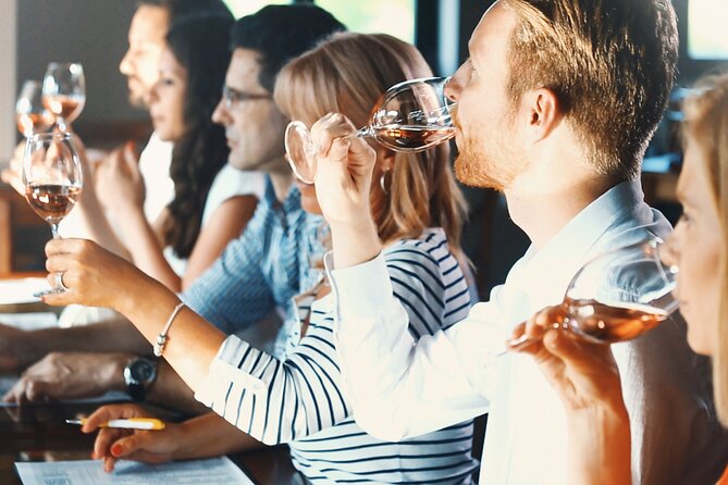 Full-Day Wine Tasting Tour in Auckland with 3-Course Vineyard Lunch - Why the Kumeu Wine Trail makes sense from Auckland