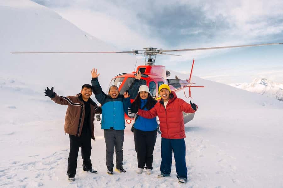 Glenorchy: 25-30 Minute Snow Landing Helicopter Experience - Why the snow landing makes this flight special