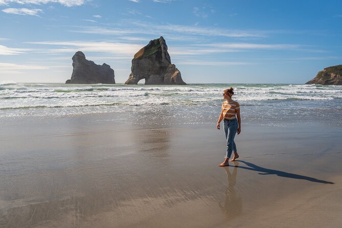 Golden Bay in a Day - A hidden limestone area adds a final surprise