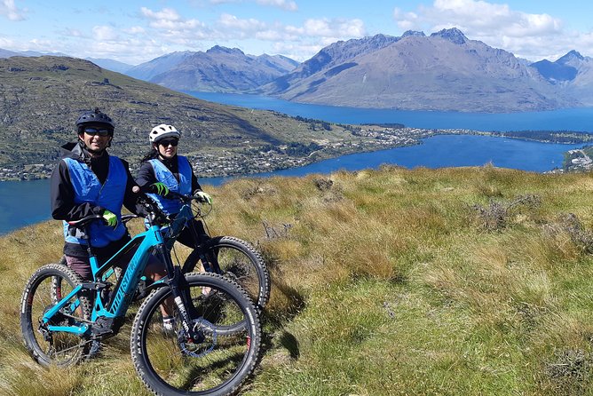 Guided eBike Tour 'Ride to the Sky' - The guides make the small group count