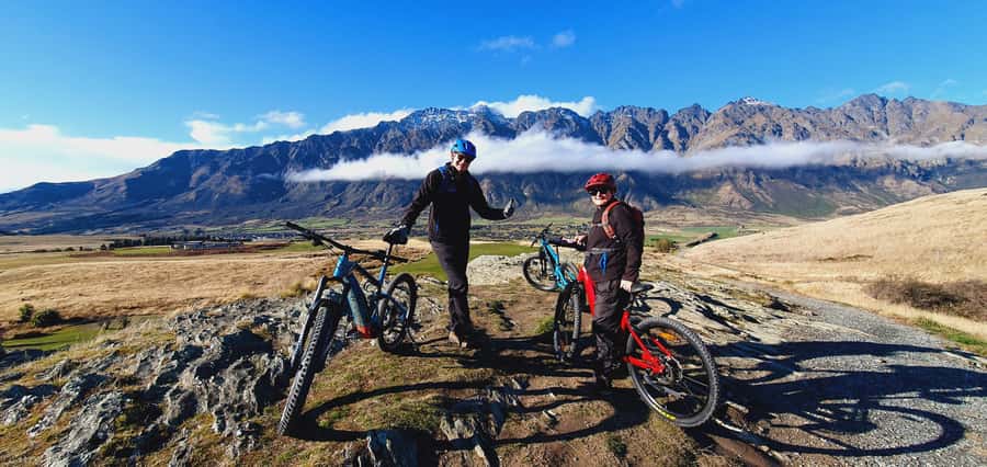 Guided Scenic E-bike Tour - Ride to the Lake - Starting in Frankton with the right expectations