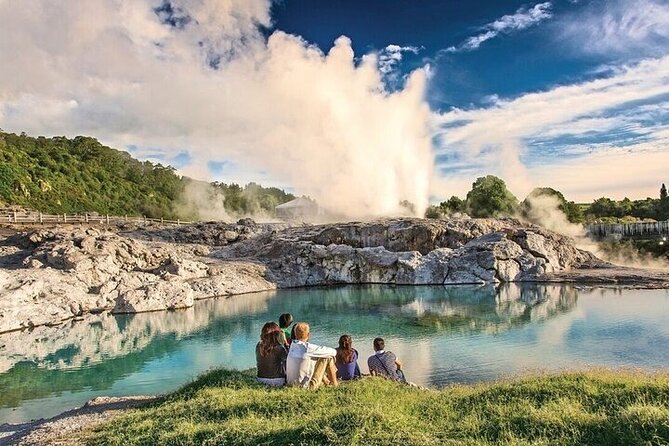 Half-day Discover Auckland City Sightseeing Tour - Auckland Domain, Parnell, and the rose gardens