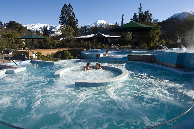 Hanmer Springs Thermal Pools and Jet Boat Day Trip from Christchurch - Lunch and a short look at the town
