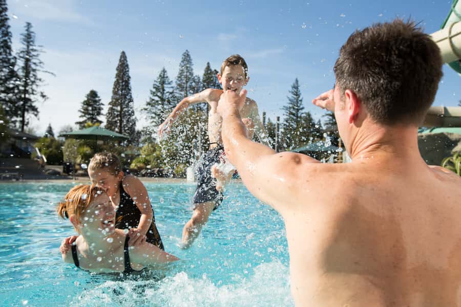 Hanmer Springs: Thermal Pools Single or Return Entry Ticket - Choosing your entry: one visit or two