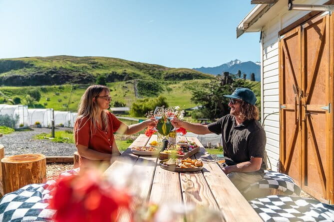 Heli-Picnic Alpine Lake Kahurangi National Park - Weather, safety, and practical comfort