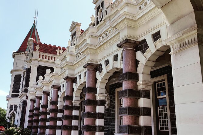 Heritage City and Larnach Castle Van tour with Historian Guide - Key points to know before booking