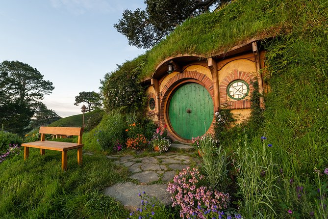 Hobbiton Movie Set Experience: Private Tour From Auckland - Why the private Auckland trip makes sense