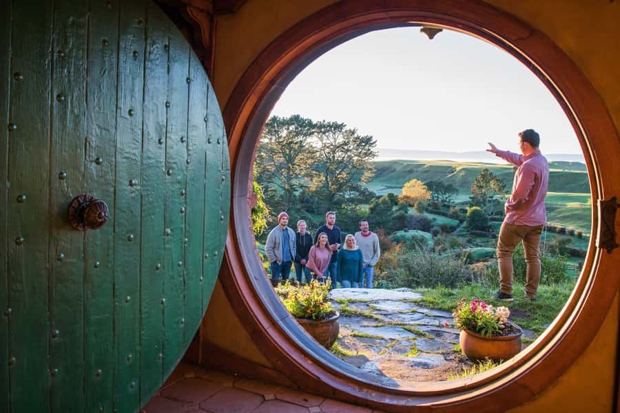 Hobbiton Movie Set: Guided Tour Ticket - Inside a furnished Hobbit house