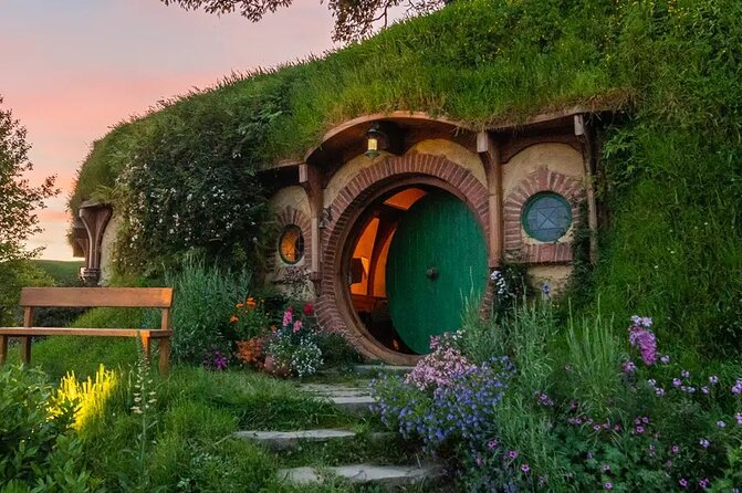 Hobbiton Movie Set Small Group Private Transfer from Auckland - Why this private transfer works well from Auckland