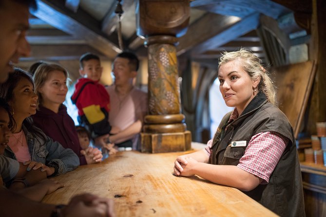 Hobbiton & Waitomo Caves Guided Tour from Auckland with Lunch - Who should book this day trip?