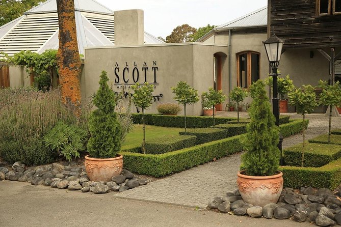 Hop on Hop off Wine Tours Marlborough - Renwick and the Wairau Valley reward a slower pace