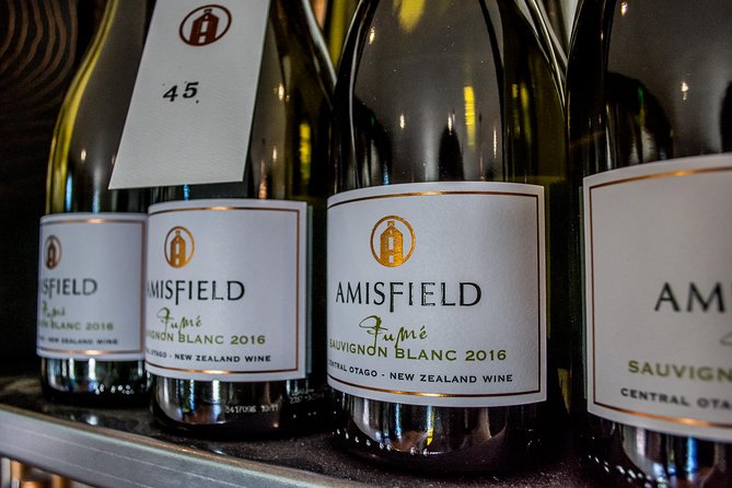 Hop on Hop off Wine Tours Queenstown - Nockie’s Palette and Stoneridge suit art and wine fans
