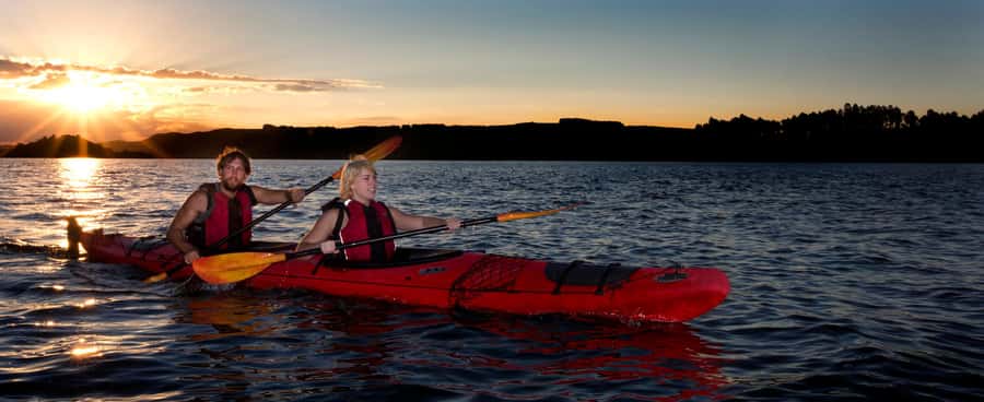 Hot Pools Kayak & Evening Barbecue - Getting ready in Rotorua