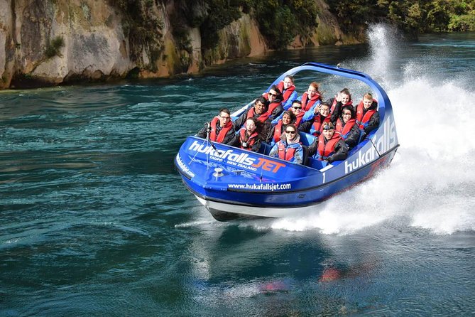 Hukafalls Jet Boat Ride in Taupo - Getting wet, staying warm, and protecting your belongings