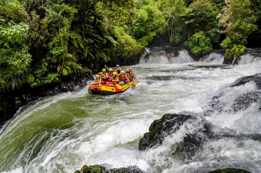 Kaituna River and Tutea Falls Whitewater Rafting - Safety practice before the first rapid