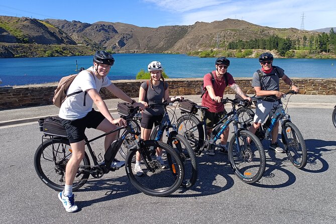 Lake Dunstan Cycleway Bike Rental With Return Luxury Shuttle - The Lake Dunstan Cycleway: compact gravel and big views