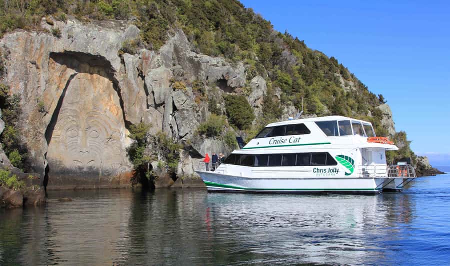 Lake Taupo: Maori Rock Carvings 10.30 AM 1.5-Hour Cruise - How Weather Changes the Experience