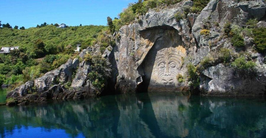 Lake Taupo: Maori Rock Carvings 10.30 AM 1.5-Hour Cruise - Should You Book the 10:30 Cruise?