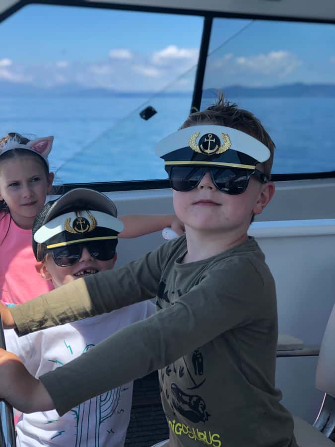 Lake Taupo: Maori Rock Carvings 8.30 AM 1.5-Hour Cruise - Who should book the 8:30 AM cruise?