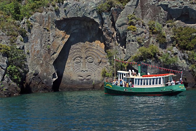 Lake Taupō Māori Rock Carvings Scenic Cruise aboard Ernest Kemp - A 90 to 120-minute cruise across Lake Taupō