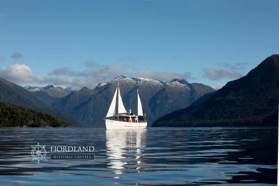 Lake Te Anau: 3-Hour Boat Cruise with Guided Walk - Why Faith makes this cruise different