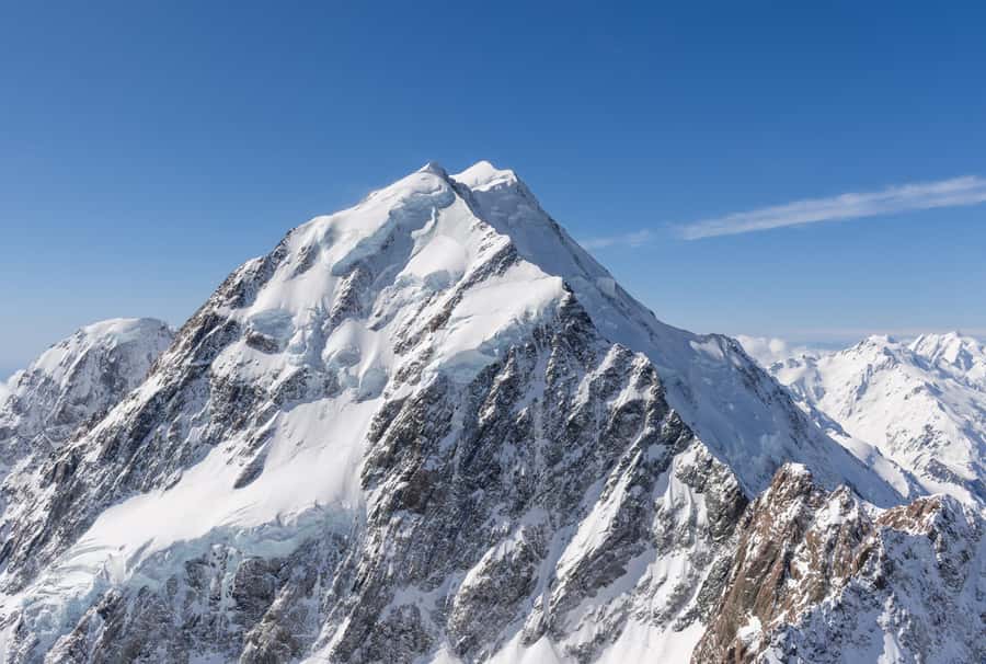 Lake Tekapo: 50-Minute Mount Cook and Beyond Scenic Flight - Crossing to the West Coast glaciers