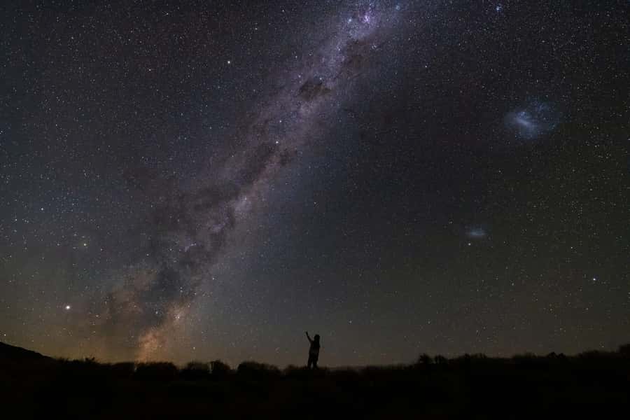 Lake Tekapo: Mountaintop Stargazing at Mount John Summit - Moon phase can change the whole mood