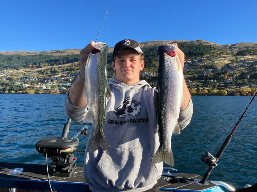 Lake Wakatipu: 3 Hour Fishing Adventure by Boat - What happens during the three-hour trip