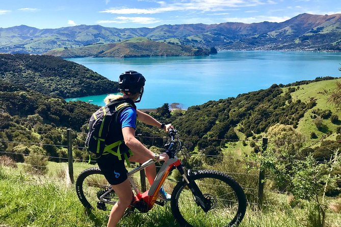Lava Loop- Guided electric mountain bike tour in Akaroa - Reaching the crater rim and the best viewpoints