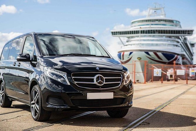 Luxury Airport transfers in Auckland - A calm first hour in Auckland