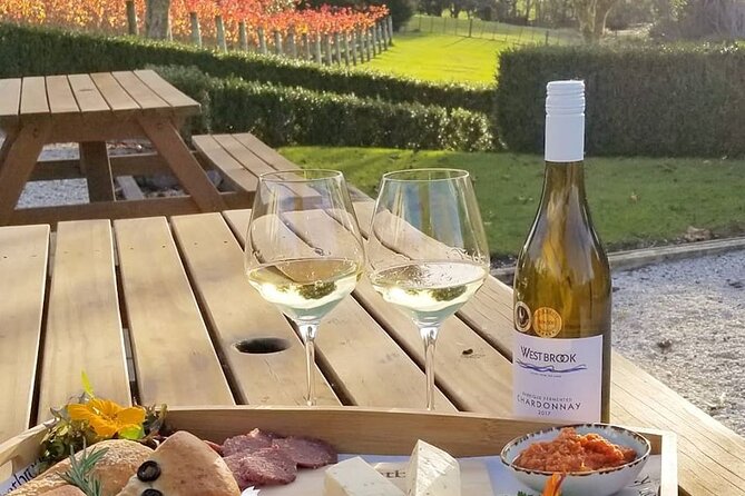 Luxury Private Auckland Wine & Beach Tour with Lunch - Kumeu River Wines and Auckland’s wine story