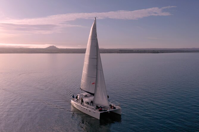Luxury Sailing - Māori Rock Carvings - Taupo Sailing Adventures - The crew and the feel onboard