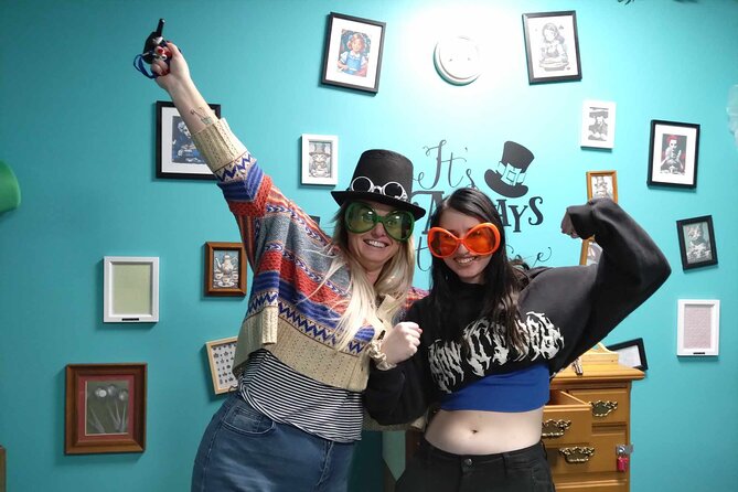 Mad Hatter's Hat Escape Room Experiences - Who should book Mad Hatter’s Hat