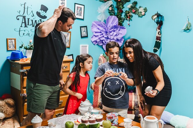 Mad Hatter's Hat Escape Room Experiences - How the 60-minute puzzle session works