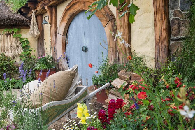Magical Hobbiton: Small-Group Guided Tour from Auckland - Is the $201.69 price fair?