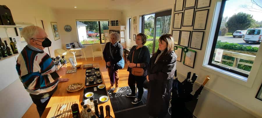 Martinborough Wine and Food Tour with Lunch from Wellington - Who should book this Martinborough tour?