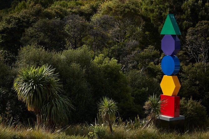 Matakana Art & Vineyard Experience incl. Lunch & Wine Tasting Tour From Auckland - The private minibus makes the long day easier
