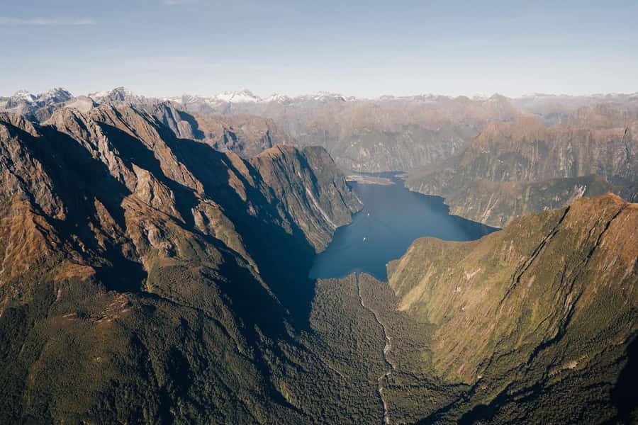 Milford Sound: 1.5-Hour Helicopter Tour with Two Landings - The first landing: 15 minutes beside Milford Sound