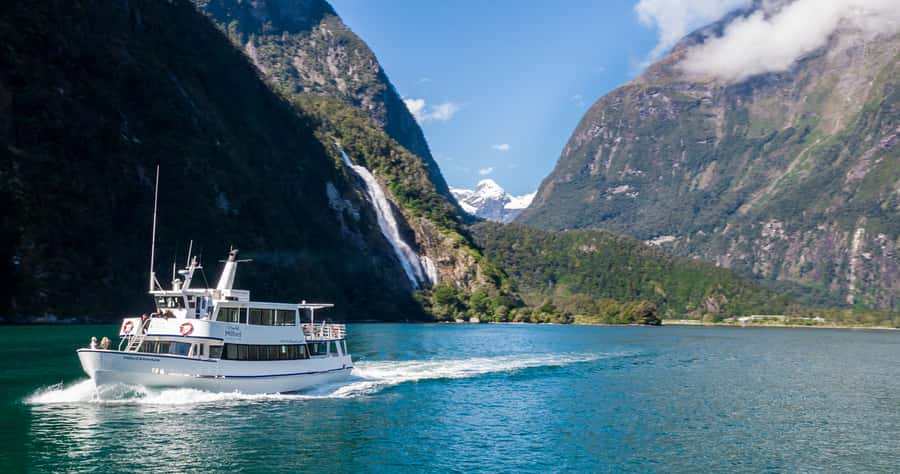 Milford Sound: Boutique Small-Boat Cruise - Why this small boat suits Milford Sound