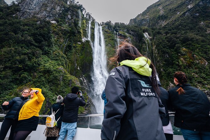 Milford Sound Coach and Cruise tour from Queenstown - Fiordland National Park is the real overland show