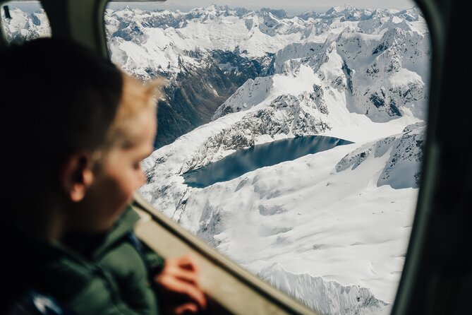 Milford Sound Cruise with Round-Trip Flights from Queenstown - Key points to know before you book