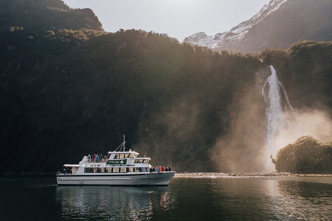Milford Sound Cruise with Round-Trip Flights from Queenstown - What the $476.73 price really buys
