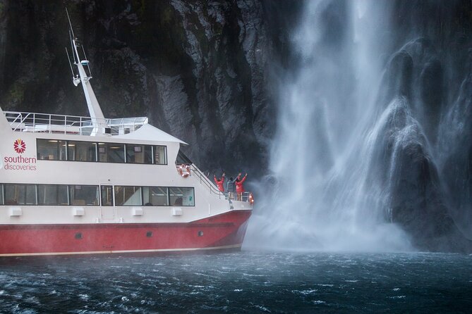 Milford Sound Flight and Cruise ex Queenstown - Why flying changes your Milford Sound day