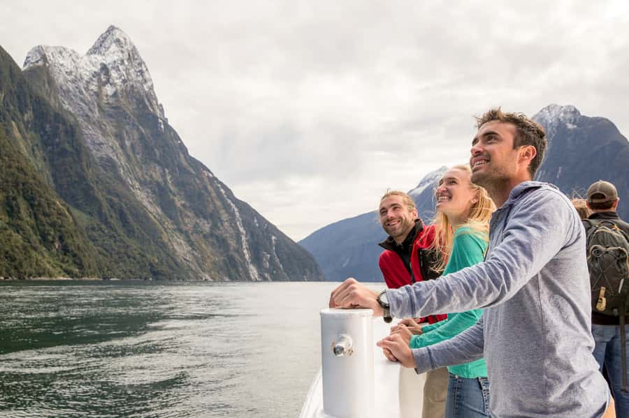 Milford Sound: Nature Cruise - Grand Views & Optional Lunch - Lunch options and what they are worth