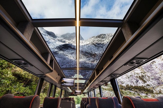Milford Sound Premium Coach & Cruise from Queenstown with Lunch - Te Anau and the gateway to Fiordland