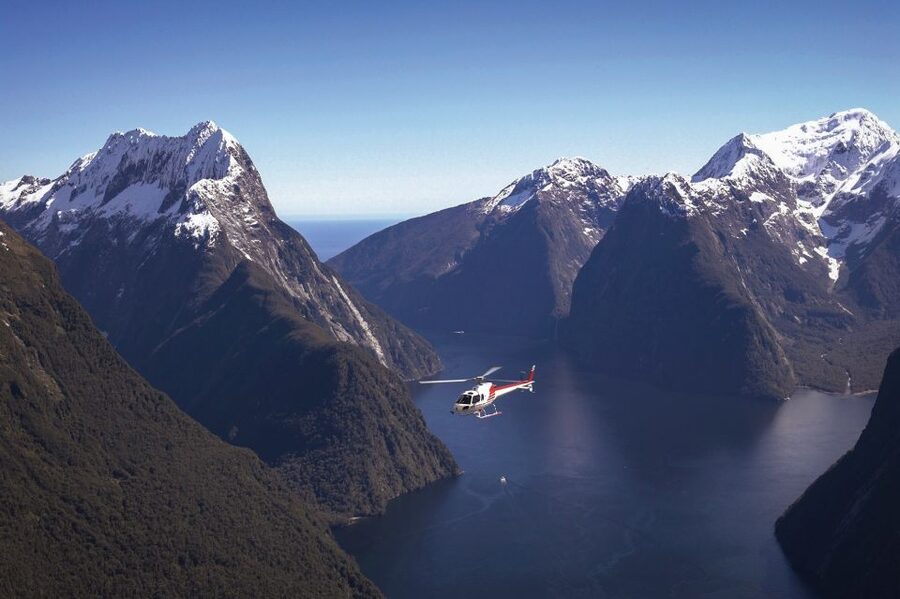 Milford Sound Scenic Helicopter Flight with Landing - Who will get the most from this flight