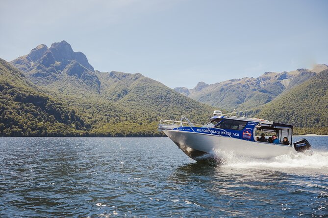 Milford Track Multi-Night Hike - Water Taxi Transport - Timing, Fitness, and What to Pack