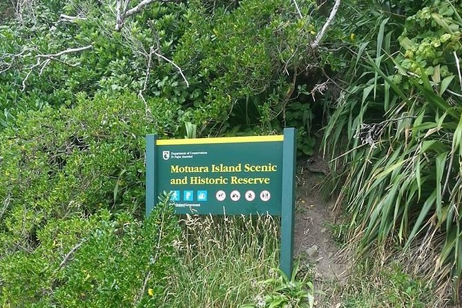 Motuara Island Bird Sanctuary and Ship Cove Cruise from Picton - Meretoto / Ship Cove and its Captain Cook connection