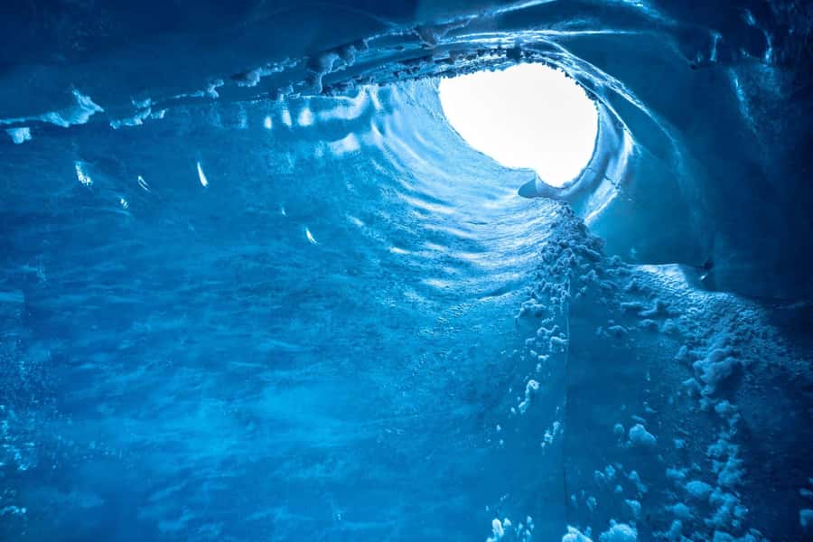 Mount Cook: 3 Hour Heli Hike to the Tasman Glacier - Two hours walking on living ice